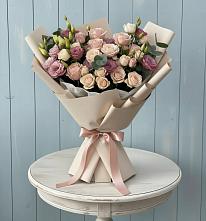 Букет цветов из:  Розы и Лизиантусы #REPLACE_PRED# Нижнем Икорце