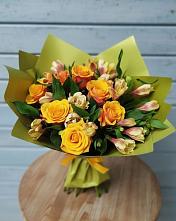 Букет цветов из:  Альстромерии и Розы в Нижнем Икорце