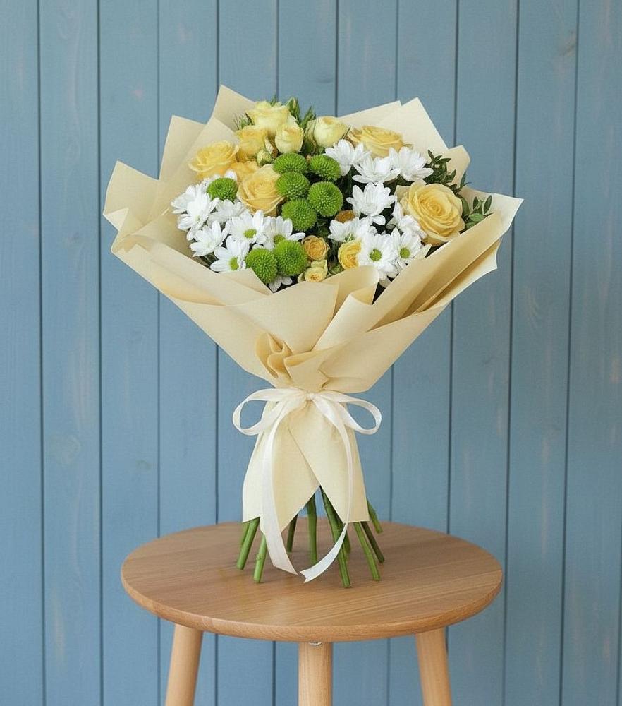 Букет цветов из: Хризантемы и Розы в Нижнем Икорце