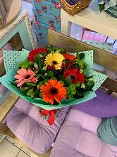 Букет цветов из:  Герберы, Хризантемы и Альстромерии #REPLACE_PRED# Нижнем Икорце