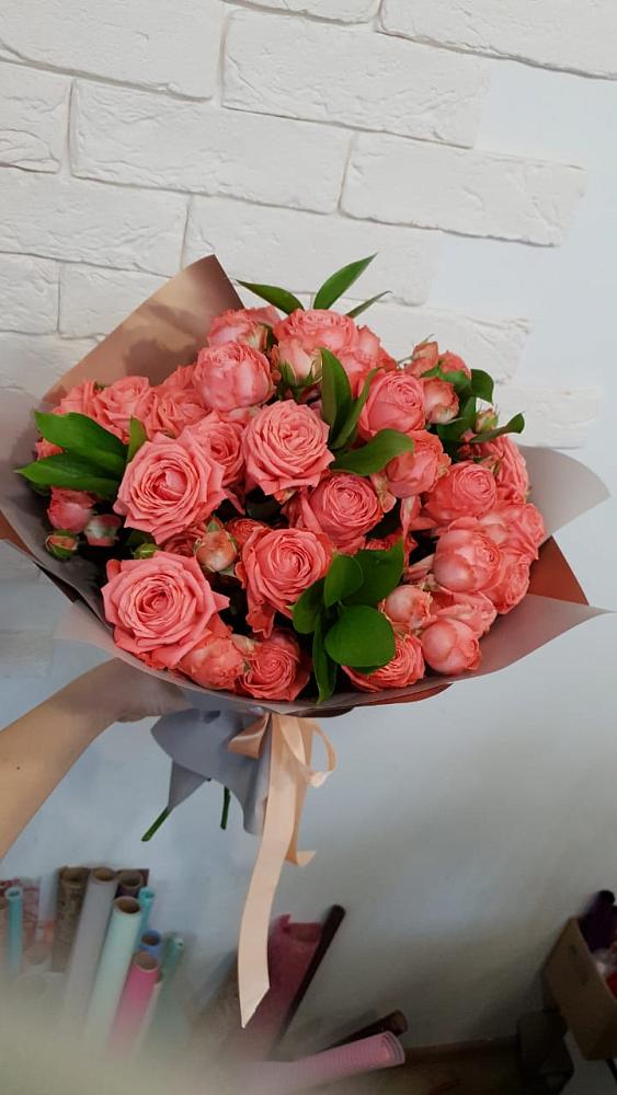 Букет цветов из: Розы в Нижнем Икорце