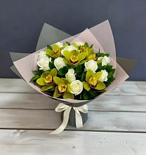 Букет цветов из:  Орхидеи и Розы в Нижнем Икорце