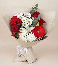 Букет цветов из:  Розы, Хризантемы, Герберы и Лилии в Нижнем Икорце