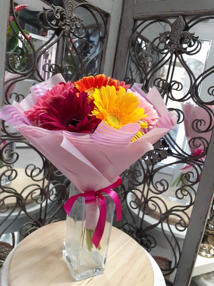 Букет цветов из: Герберы в Нижнем Икорце