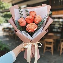 Букет цветов из:  Розы в Нижнем Икорце