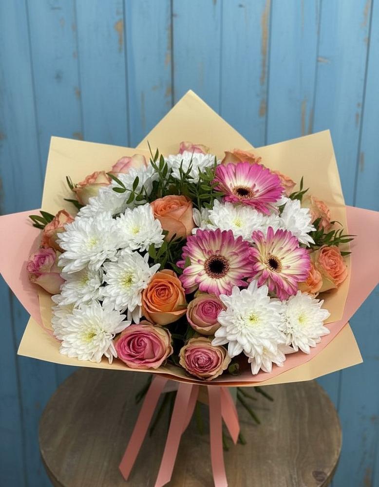 Букет цветов из: Розы, Герберы и Хризантемы в Нижнем Икорце