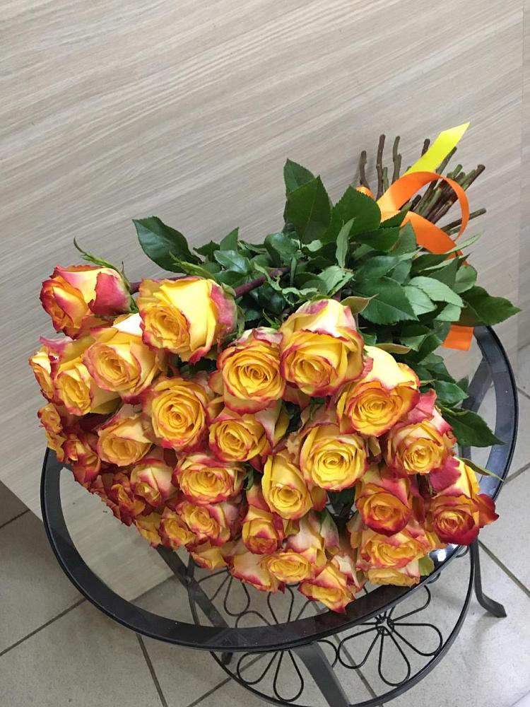 Букет Желтые розы в Нижнем Икорце