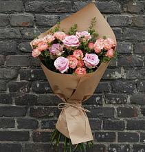 Букет цветов из:  Розы в Нижнем Икорце