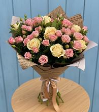 Букет цветов из:  Розы в Нижнем Икорце