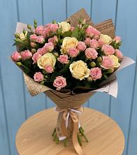 Букет цветов из:  Розы в Нижнем Икорце