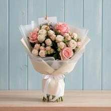 Букет цветов из:  Розы в Нижнем Икорце
