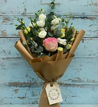 Букет цветов из:  Розы и Лизиантусы #REPLACE_PRED# Нижнем Икорце