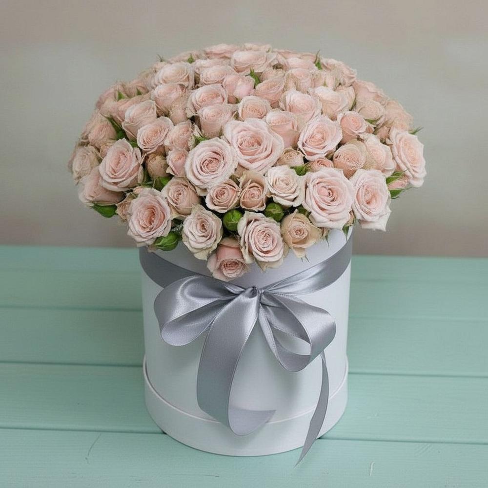 Цветочная композиция из Розы в шляпной коробке в Нижнем Икорце